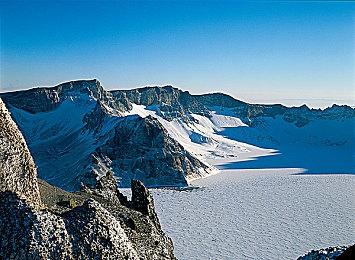 《最终幻想7》萨菲罗斯新增背景故事 更显悲剧性